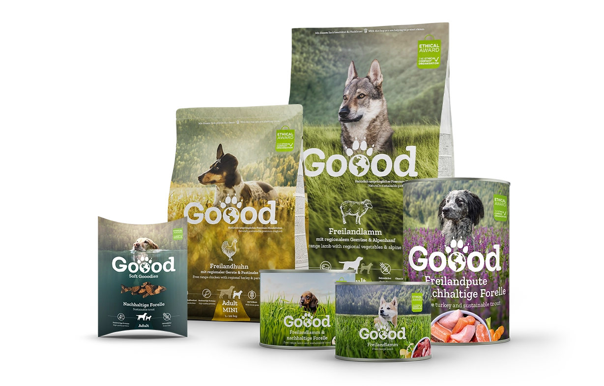 Verschiedene Hundefutter Produkte der Marke Goood.