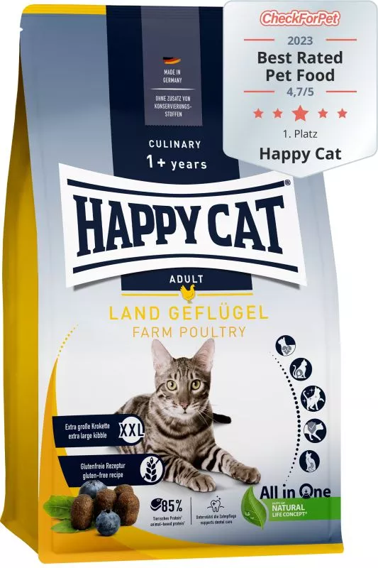 Eine Packung Trockenfutter der Sorte Happy Cat Culinary Land-Geflügel