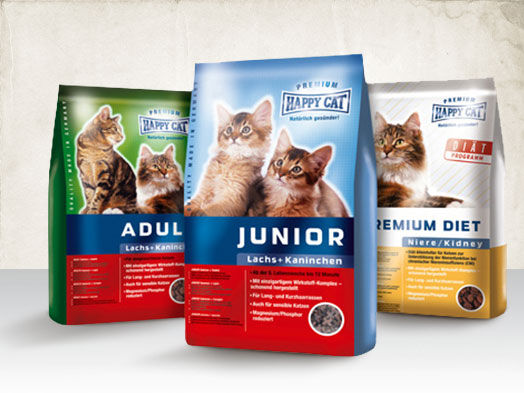 Die ersten Happy Cat Trockenfutter-Verpackungen aus dem Jahr 2001